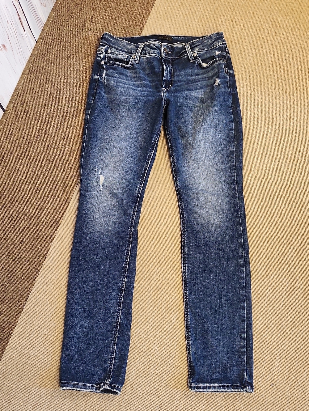 Silver Jeans Elyse Straight W28/L33 Distressed